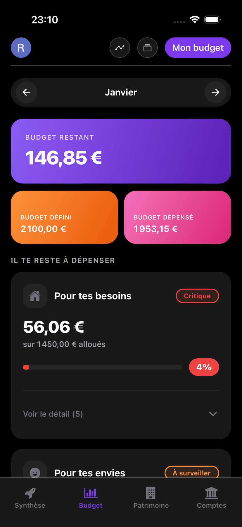 Capture d'écran iPhone montrant le budget personnalisé avec IA utilisant la méthode 50/30/20